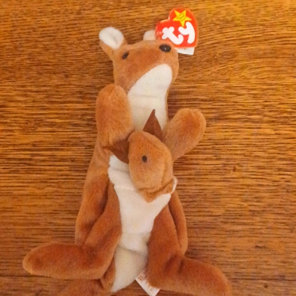 TY pouch beanie baby kangaroo